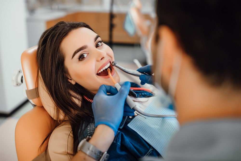 Clareamento dental profissional